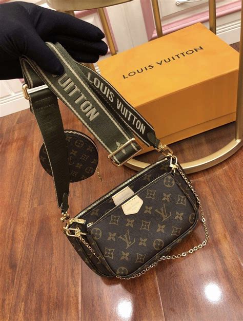 Louis Vuitton crossbody bag